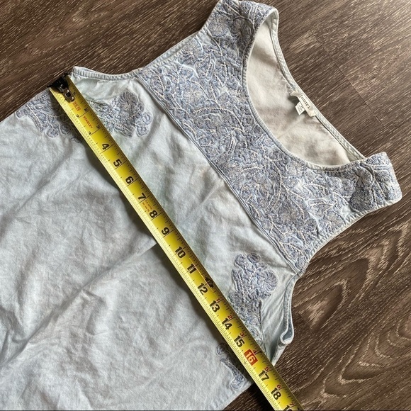 Light blue chambray embroidered sleeveless dress. Medium - Picture 12 of 12